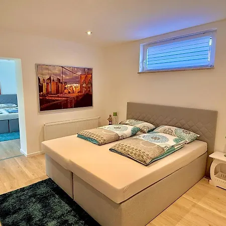 Modern Designapartment Garden Apartman *